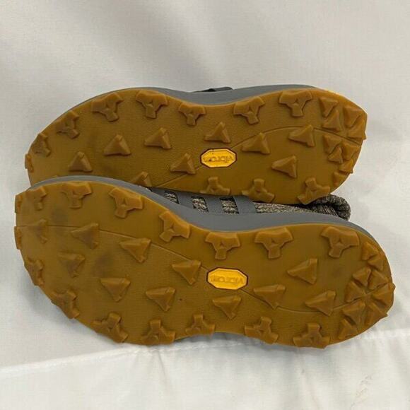 UYN Sz 39 8 Uynner Womens Brown Taupe Booties Hero Shoes Merino Wool Vibram Sole - Picture 10 of 15